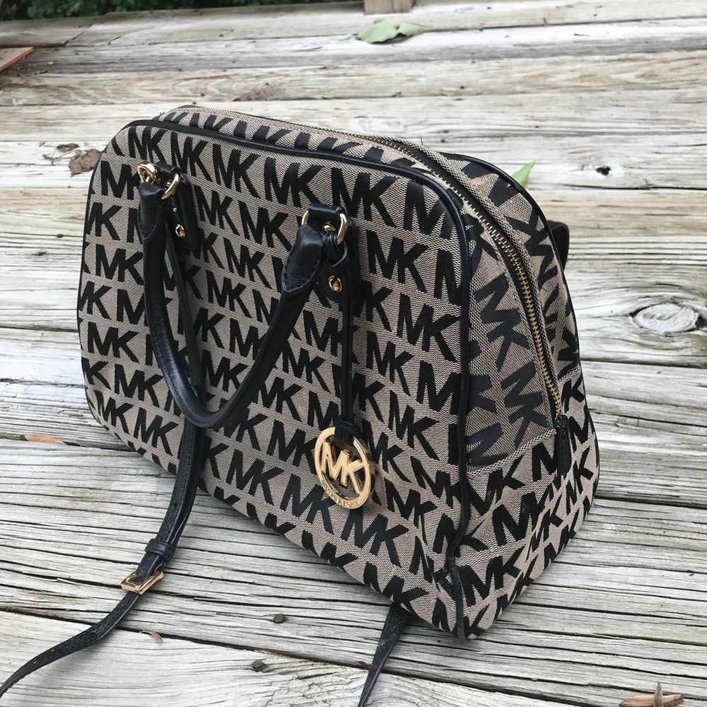COPY - MICHAEL KORS HANDBAG👜